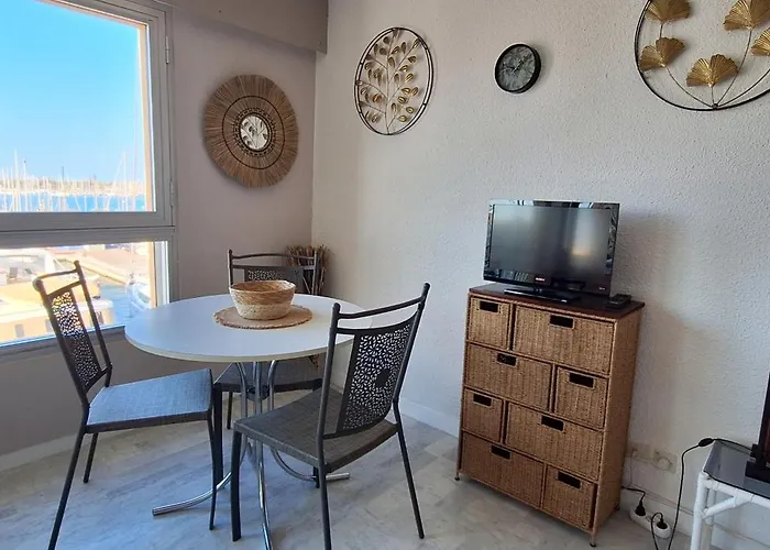 Apartman Grand Vue Panoramique Sur Le Port, Parking Prive *